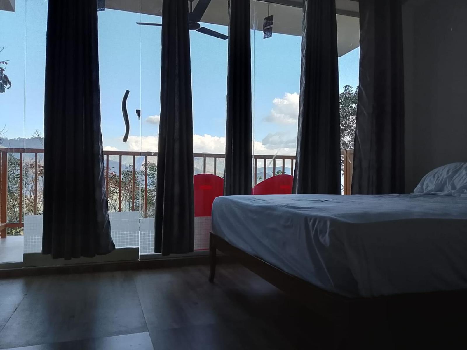 Cloudscape Homestay Pīrmed 외부 사진